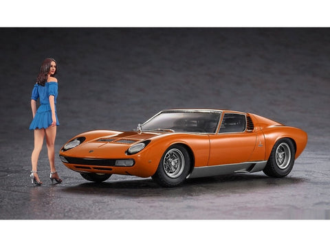 Hasegawa Lamborghini Miura P400 SV 1/24 su italų merginos figūrėle
