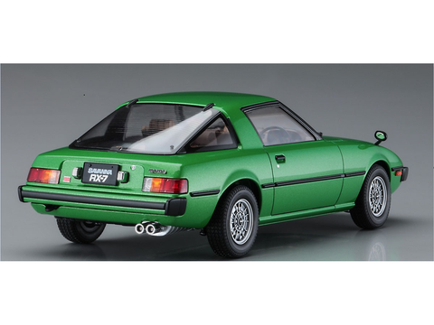 Hasegawa Mazda RX-7 Savanna 1978 plastikinis modelis 1/24