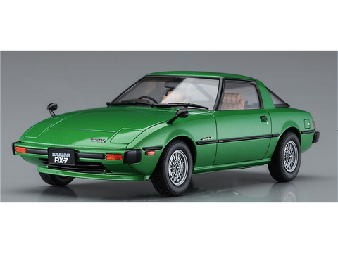 Hasegawa Mazda RX-7 Savanna 1978 plastikinis modelis 1/24