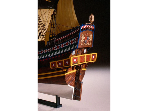 Heller Golden Hind burlaivio plastikinis rinkinys 1/96