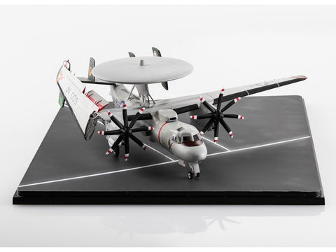 Grumman E-2C Hawkeye plastikinis lėktuvo modelis dovanų komplektas 1/72