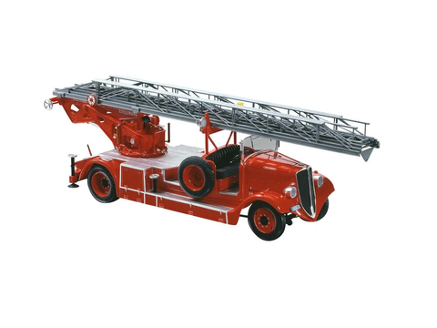 Heller Delahaye Type 103 gaisrinė mašina 1/24 surenkamas modelis