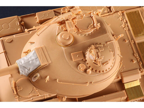 HobbyBoss T-54A Sovietų tankas 1/35 – plastikinis surenkamas rinkinys
