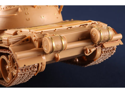 HobbyBoss T-54A Sovietų tankas 1/35 – plastikinis surenkamas rinkinys