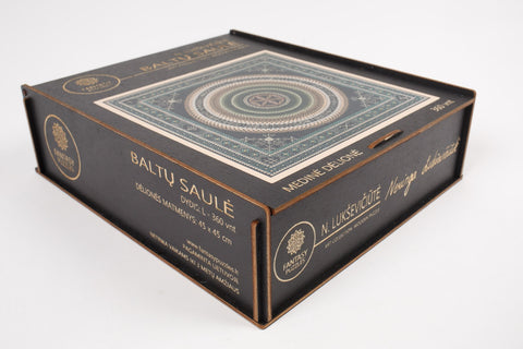 Medinė mandalos dėlionė „Baltų saulė“, 360 detalių