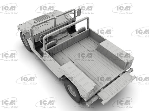 ICM HMMWV Hummer M1097A2 1/35 plastikinis karinis modelis