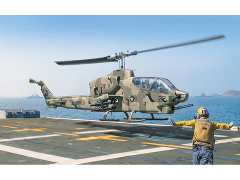 Surenkamas sraigtasparnio modelis Italeri AH-1T Sea Cobra 1/48 90835
