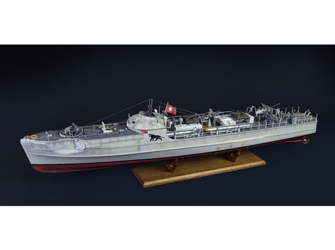 Italeri Schnellboot S-100 Premium Edition 1/35 plastikinis katerio modelis