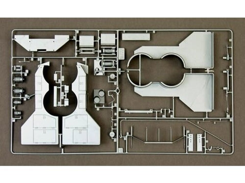 Italeri Ford LTL 9000 JAV evakuatorius, 1/24 plastikinis surenkamas modelis