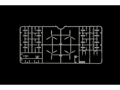 Italeri Boeing B-17F Skraidančioji Tvirtovė 1/72 plastikinis lėktuvo modelis