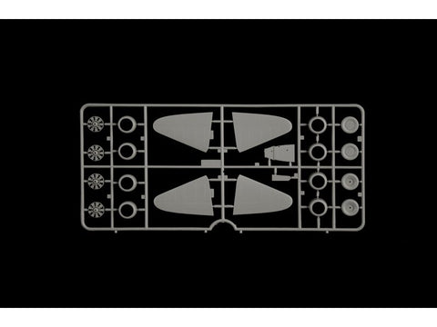 Italeri Boeing B-17F Skraidančioji Tvirtovė 1/72 plastikinis lėktuvo modelis