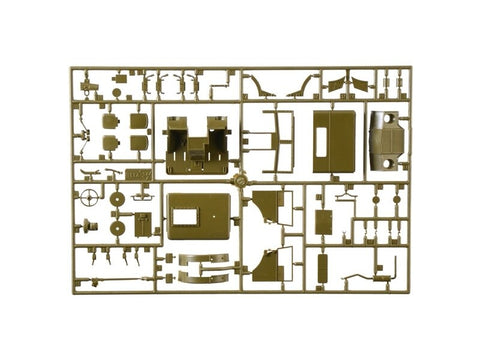 Italeri Chevrolet 15 CWT sunkvežimis 1/35 plastikinis surenkamas rinkinys 0233