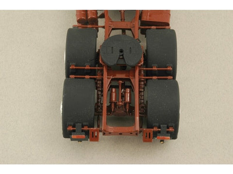 Italeri MAN 26.321 Formel Six sunkvežimis 1/24 – surenkamas modelis
