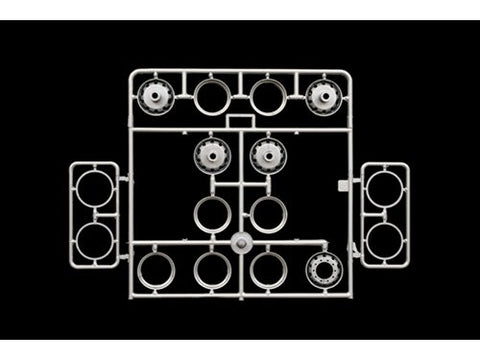 Italeri Peterbilt 378 Long Hauler 1/24 surenkamas sunkvežimio modelis