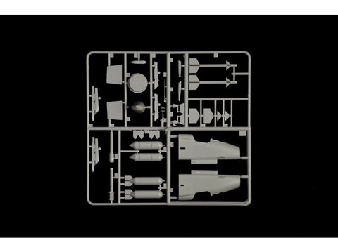 Italeri MiG-27 Flogger D 1/48 plastikinis lėktuvo modelis (2817)