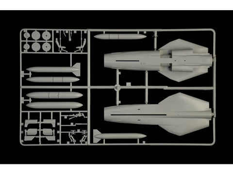 Italeri MiG-27 Flogger D 1/48 plastikinis lėktuvo modelis (2817)