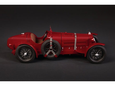 Italeri Alfa Romeo 8C 2300 Roadster 1:12 plastikinis surinkimo rinkinys 4708