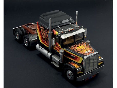 Surenkamas vilkiko modelis Italeri Freightliner Aerodyne 1/24 90785