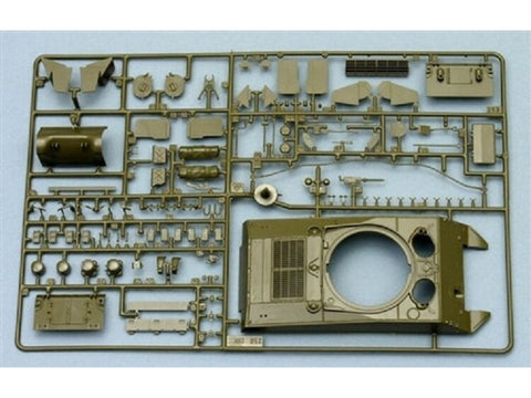 Italeri M4A3 Sherman 1/35 plastikinis tanko modelis