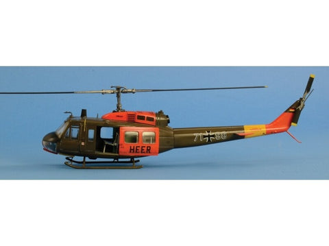 Italeri Bell UH-1D Huey Iroquois 1/48 plastikinis surenkamas modelis (0849)