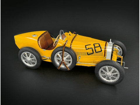 Italeri Bugatti Type 35B 1/12 – Targa Florio ’29/Monako GP ’30 surenkamas modelis