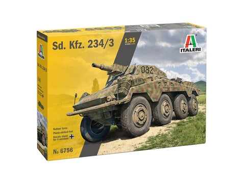 Italeri Sd.Kfz.234/3 plastikinis šarvuoto automobilio modelis 1/35