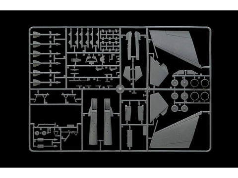 Italeri Sukhoi Su-33 Flanker-D 1/72 plastikinis lėktuvo modelio rinkinys