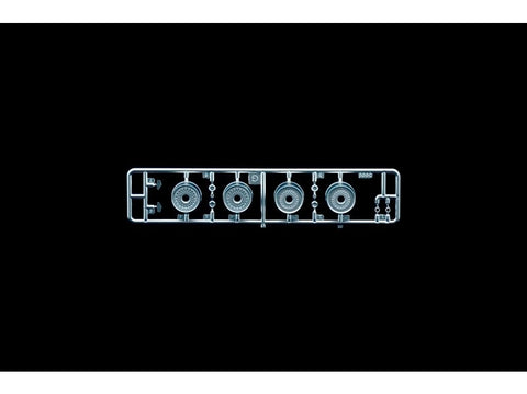 Italeri Jaguar XJ220 Racing 1/24 plastikinis surenkamas modelis