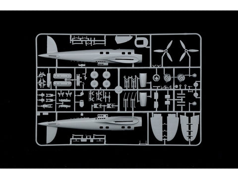 Bombonešio modelis Italeri Heinkel He 111H „Battle of Britain“ 1/72 1436