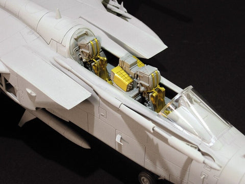 Italeri Tornado ECR 1/32 plastikinio modelio rinkinys 2517