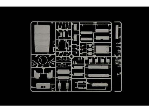 Italeri Sd.Kfz.10 Demag D7 su 7,5 cm leIG 18, įgula, 1/35 plastikinis modelis