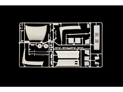 Italeri Mercedes-Benz SK 1844 LS V8 1/24 mastelis plastikinis vilkiko rinkinys