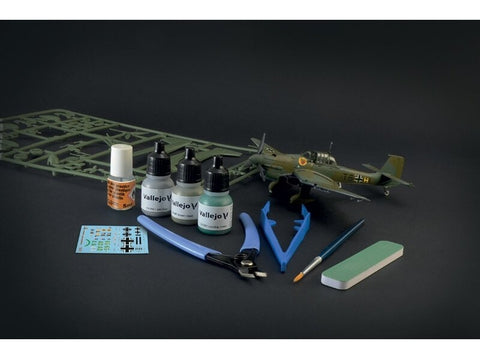 Italeri Junkers Ju 87B Stuka dovanų rinkinys 1/72, su dažais ir klijais