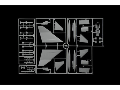 McDonnell Douglas RF-4C/E Phantom II plastikinis lėktuvo modelis 1/72