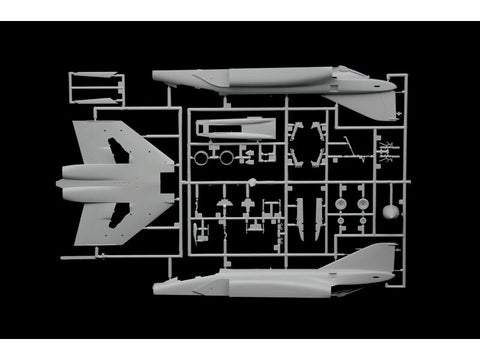 McDonnell Douglas RF-4C/E Phantom II plastikinis lėktuvo modelis 1/72