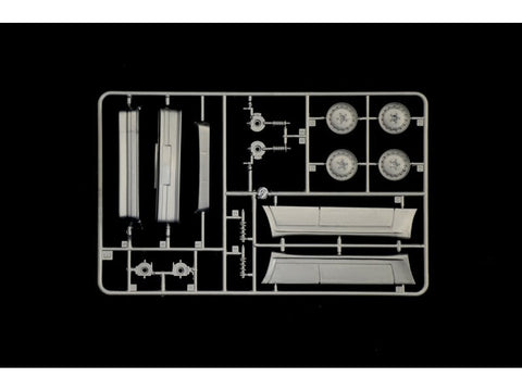 Italeri Mercedes-Benz 190E 2.3 16v 1/24 plastikinis automobilis