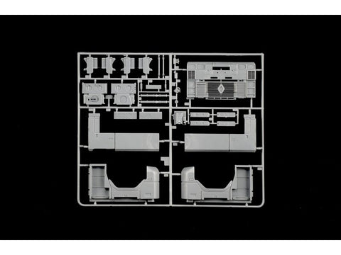 Italeri Renault Magnum AE500 1:24 surenkamas sunkvežimio modelis