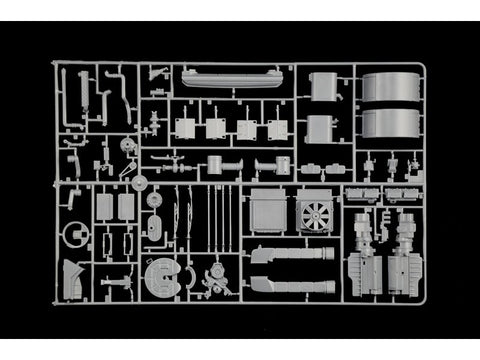 Italeri Renault Magnum AE500 1:24 surenkamas sunkvežimio modelis