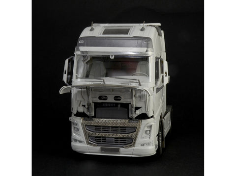 Italeri Volvo FH16 Globetrotter XL 1/24 surenkamas plastikinis modelis