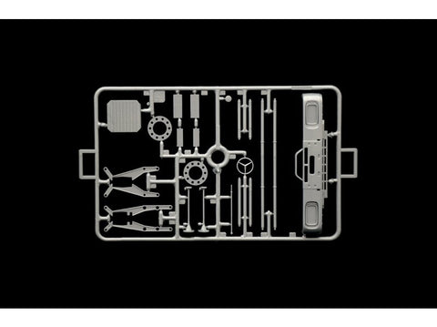 Italeri Mercedes-Benz 2238 6x4 sunkvežimis, plastikinis modelis 1/24