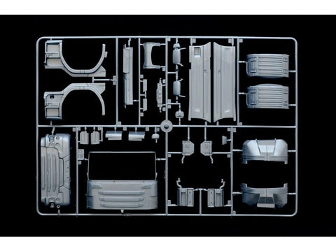 Italeri Scania R730 V8 Streamline Silver Griffin 1/24 plastikinis modelis