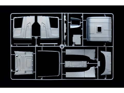Italeri Scania R730 V8 Streamline Silver Griffin 1/24 plastikinis modelis