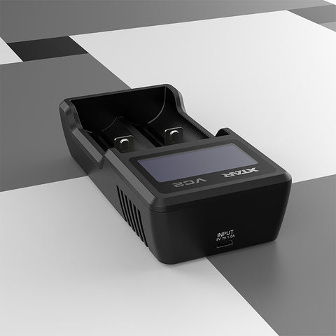 XTAR VC2 išmanus USB baterijų įkroviklis su LCD 18650/20700/21700