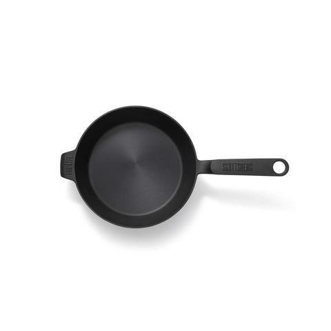 Skottsberg ketaus keptuvė 22 cm su poliruotu paviršiumi