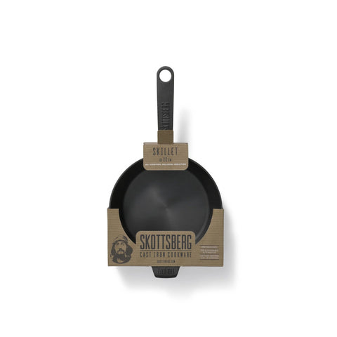 Skottsberg ketaus keptuvė 22 cm su poliruotu paviršiumi