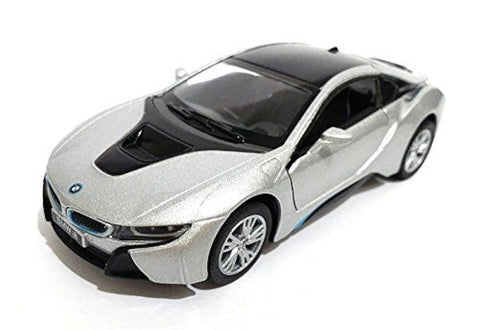 KiNSMART BMW i8 1:36 sidabrinis – licencijuotas metalinis modelis su atidaromomis durimis ir trauk-atgal mechanizmu