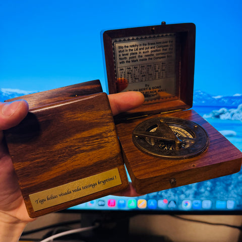 Išgraviruok vardą logotipą ar palinkėjimą ant METALINĖS LENTELĖS