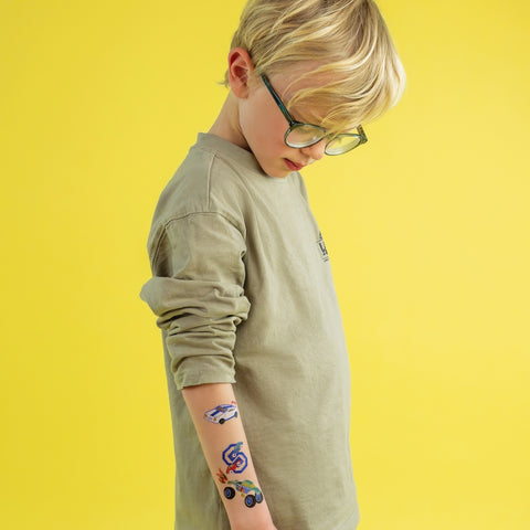 Laikinos tatuiruotės vaikams su folijos akcentais, Mašinos