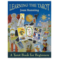taro knyga Learning the Tarot autorės Joan Bunning: pilnas spalvingas viršelis su Rider–Waite kortų koliažu ir subtitru pradedantiesiems