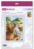 Kryželių rinkinys Riolis 21×30 cm — kaimo peizažas su šunimi laižančiu katę, vilnos/akrilo siūlai, pakuotės viršelis